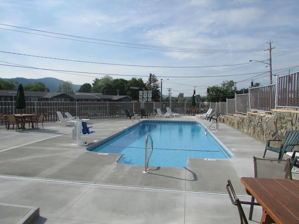 The Lake George Inn Exterior photo